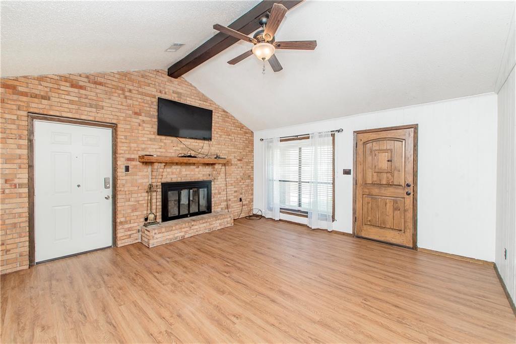 916 W 5TH Street
