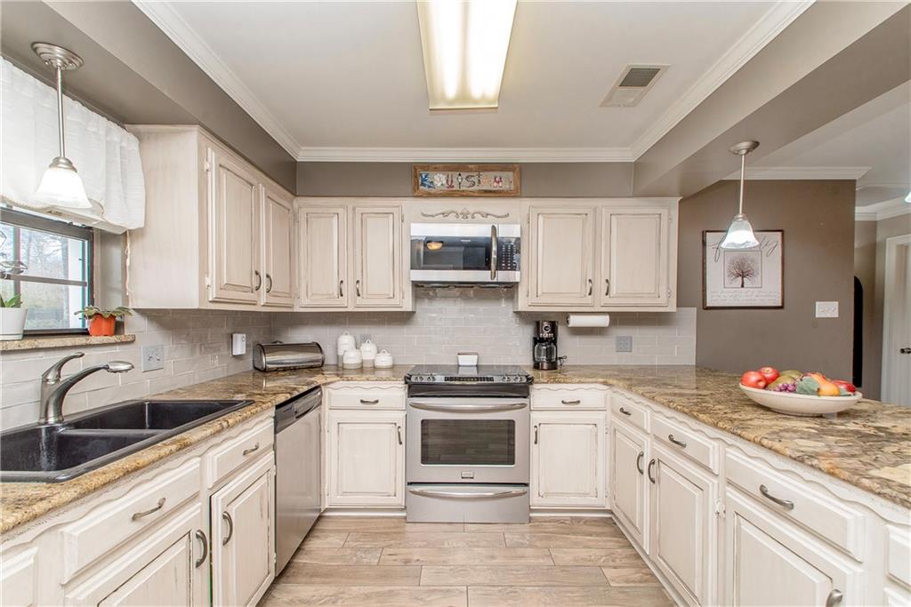 30439 N WILLOW Street