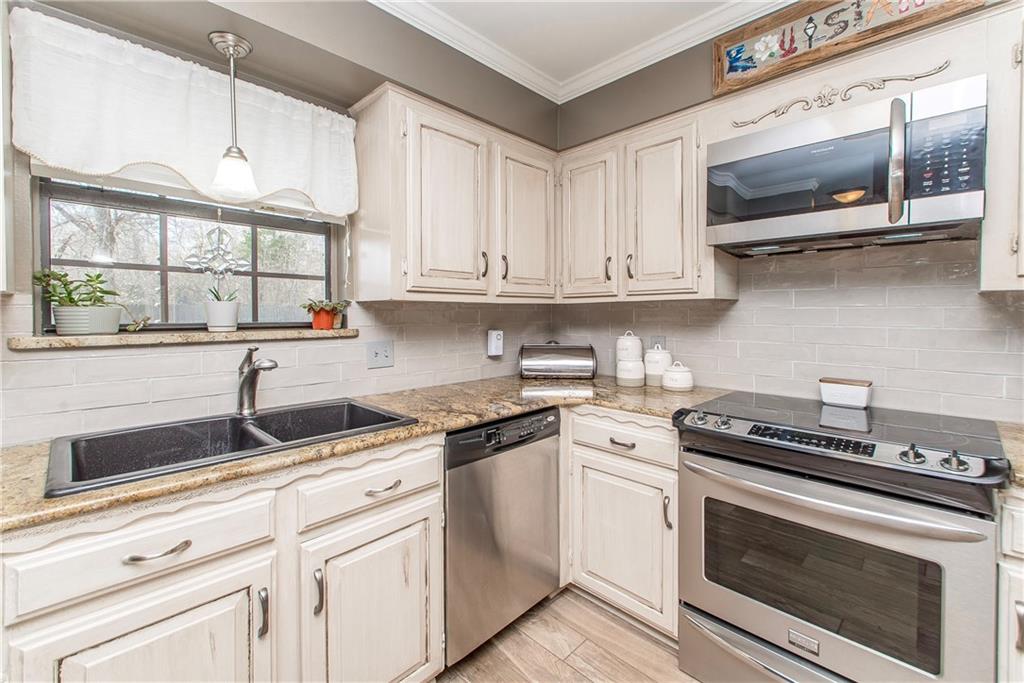 30439 N WILLOW Street