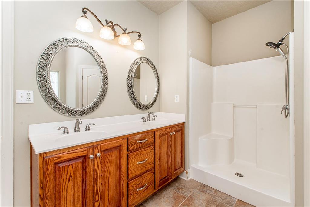 50573 VICTORIA Drive