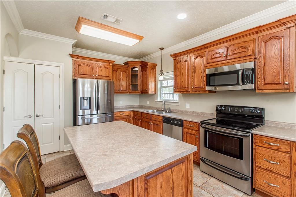 50573 VICTORIA Drive