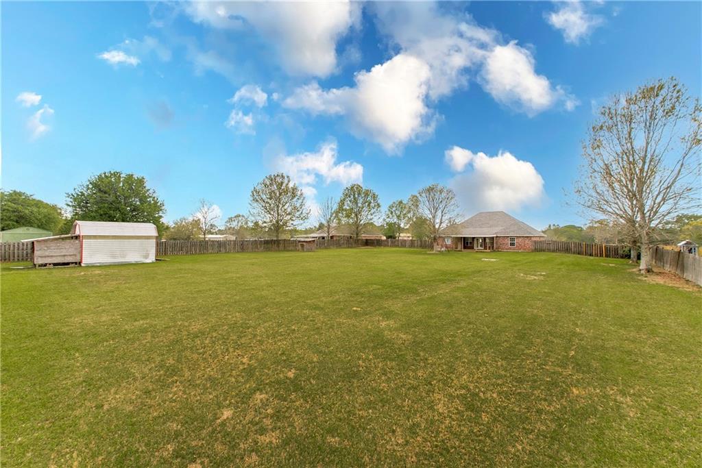 50573 VICTORIA Drive