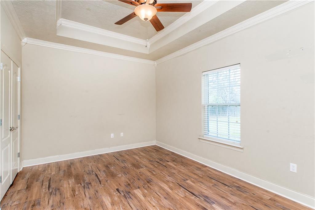 50573 VICTORIA Drive