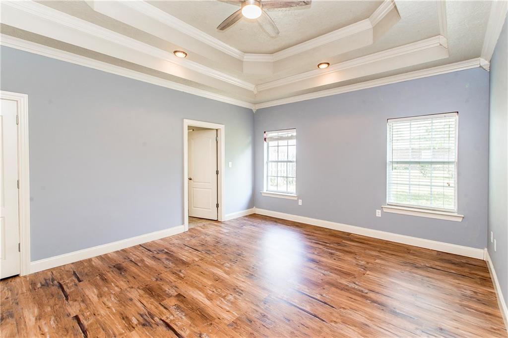 50573 VICTORIA Drive