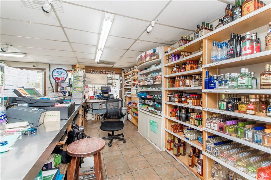 83483 HWY 21 Highway