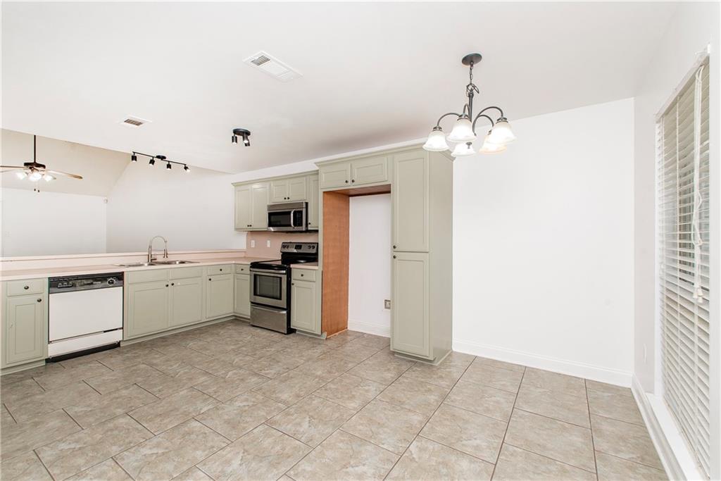 14216 WOODLANDS Drive 87