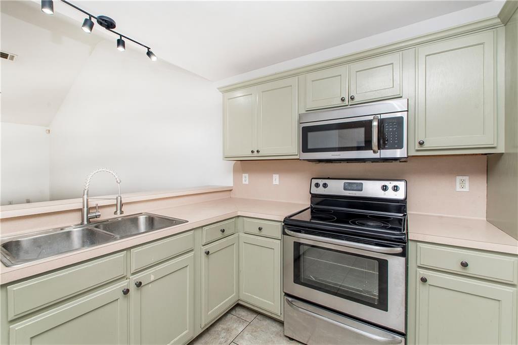 14216 WOODLANDS Drive 87