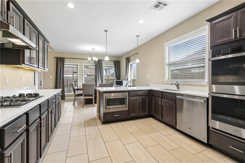 2616 GREENVILLE Drive