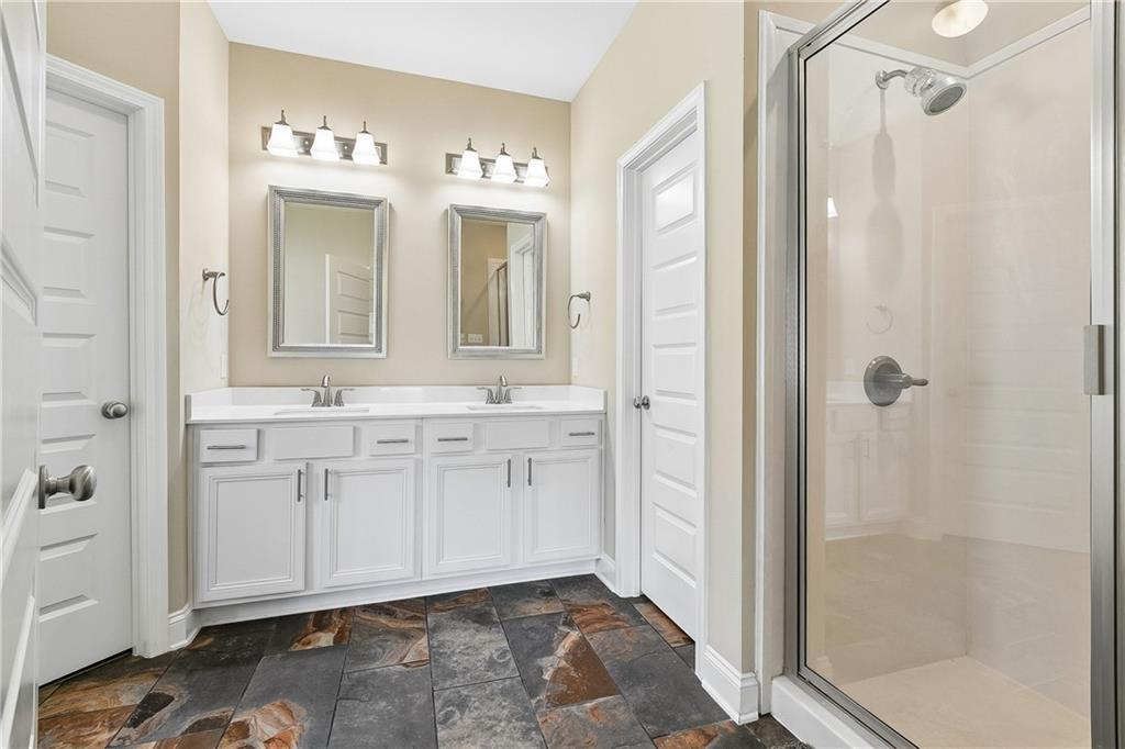 2616 GREENVILLE Drive