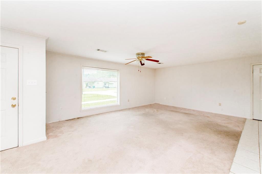 1315 W 10TH Street