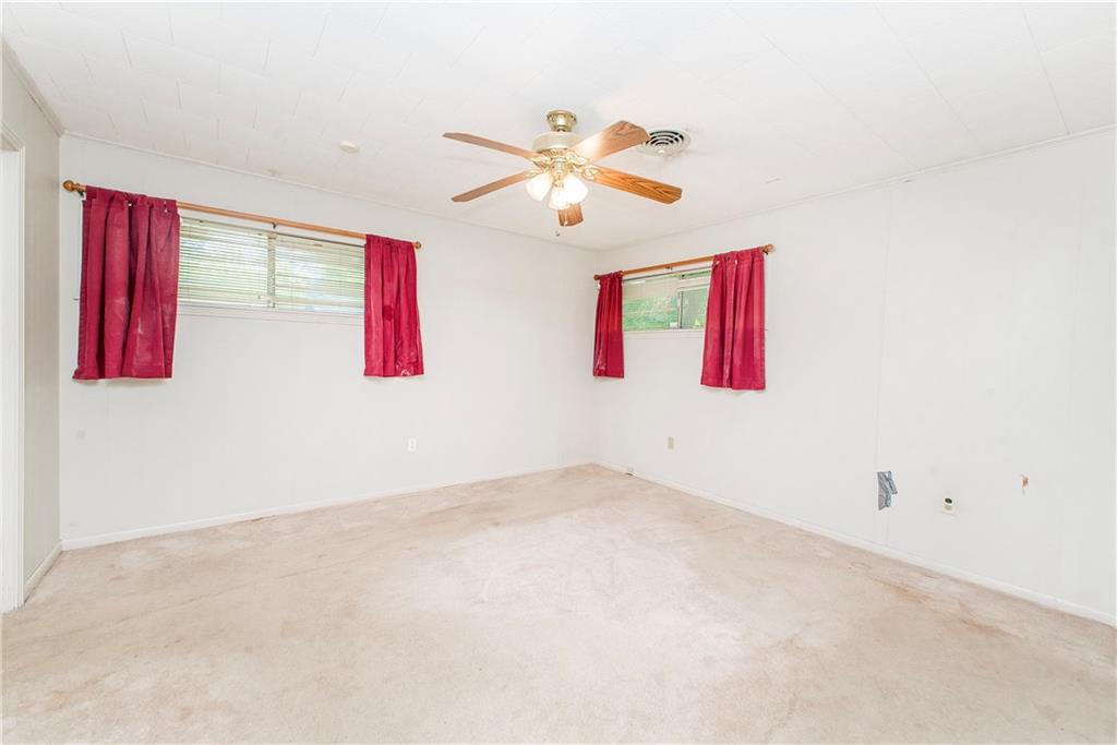 1315 W 10TH Street
