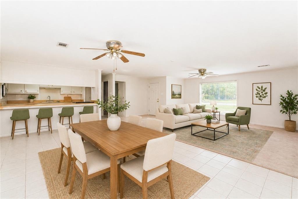 1315 W 10TH Street