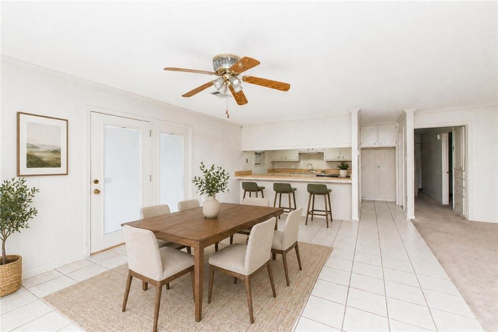 1315 W 10TH Street