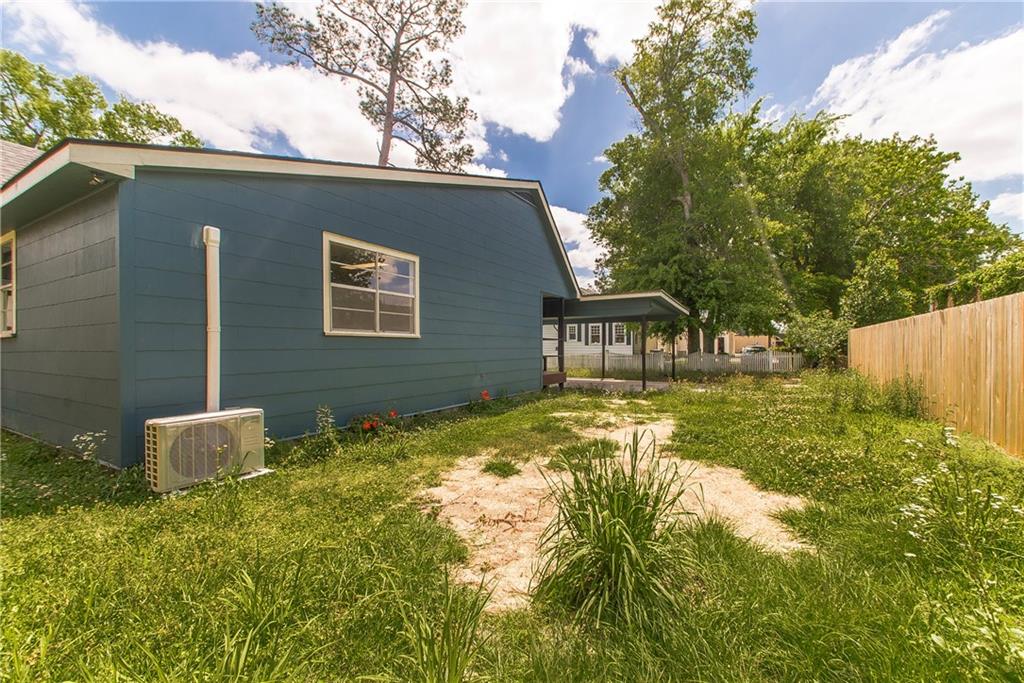 223 HOPPEN Place