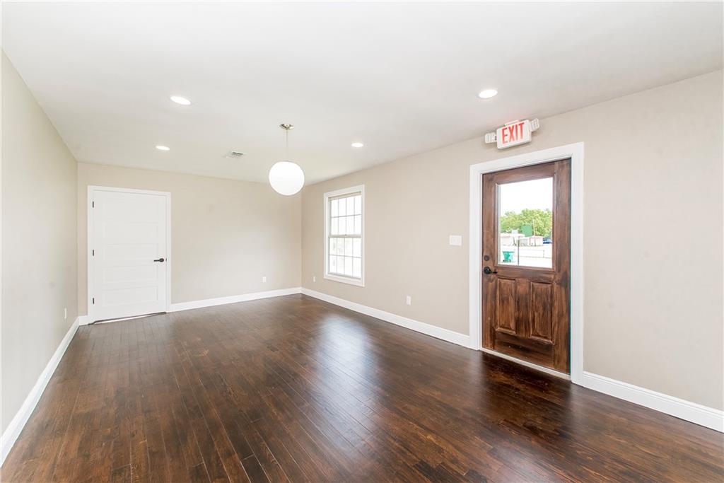 223 HOPPEN Place