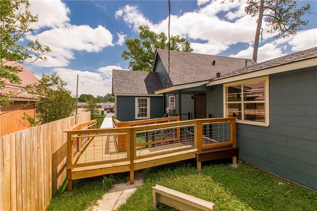 223 HOPPEN Place