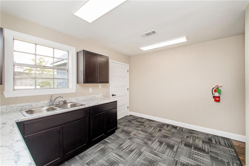 223 HOPPEN Place