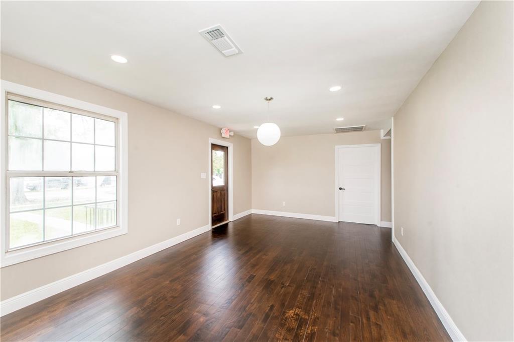 223 HOPPEN Place