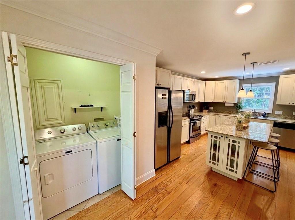 808 DESOTO Street 3