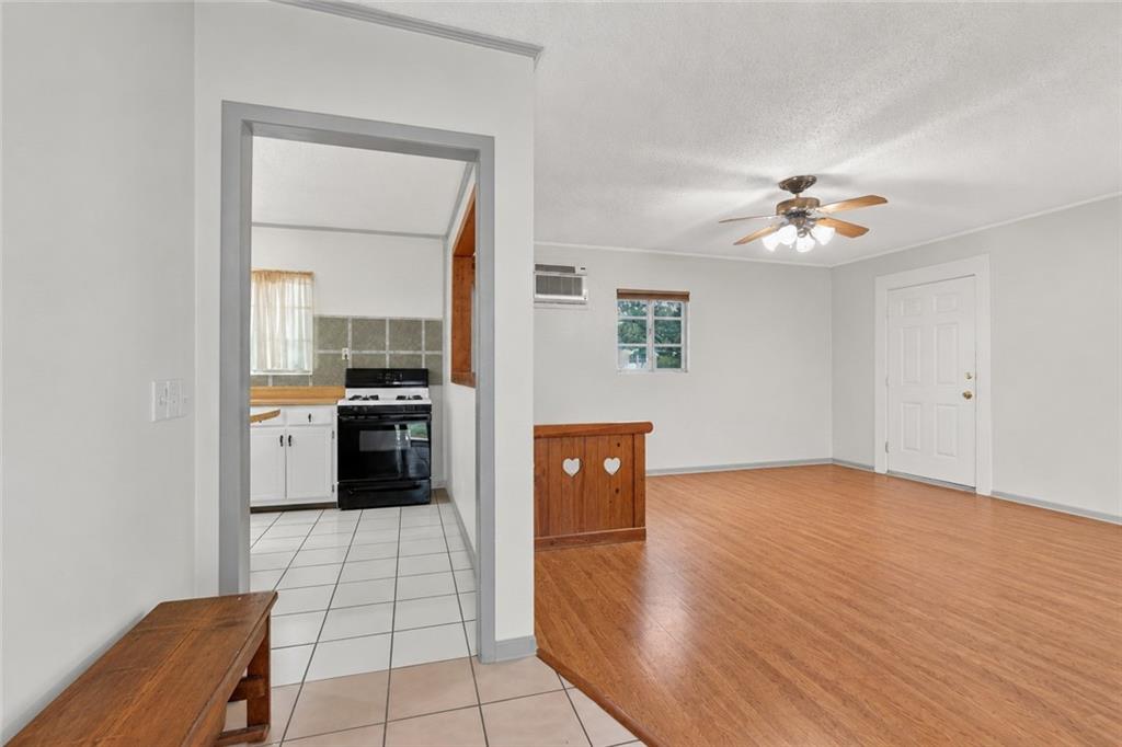 818 K Avenue