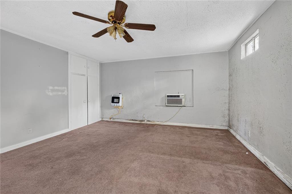 818 K Avenue