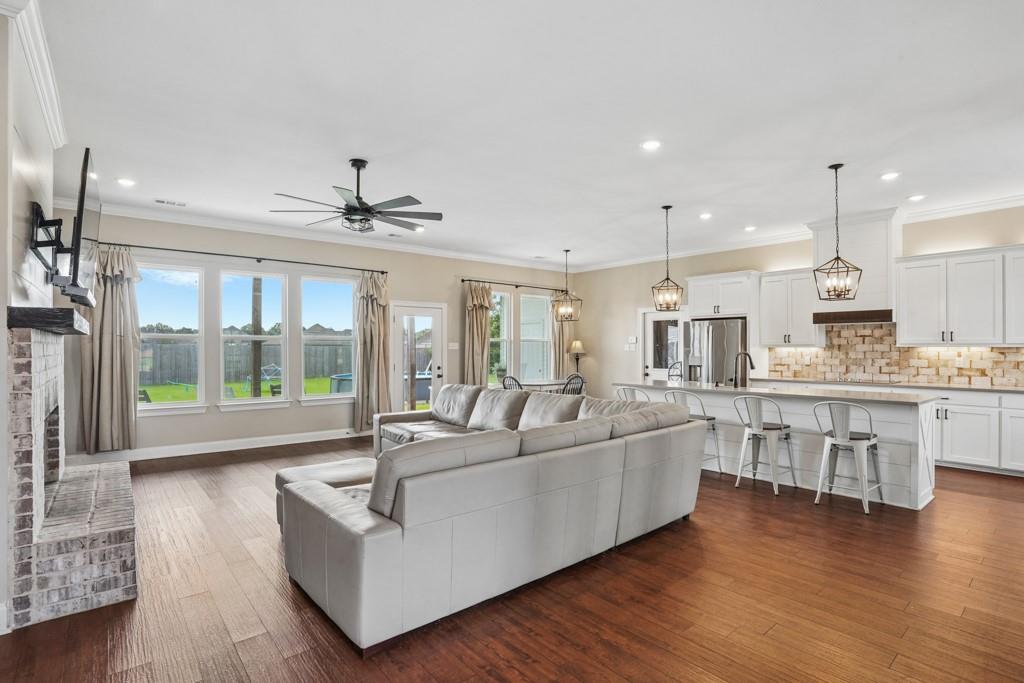 52298 AUTUMN LEAF Drive