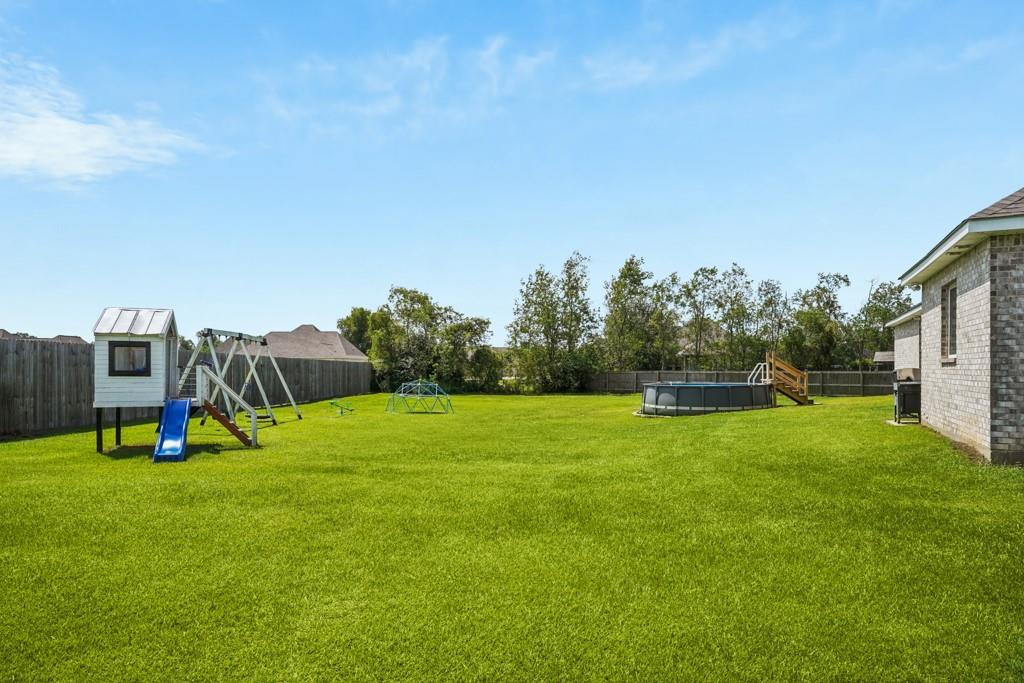 52298 AUTUMN LEAF Drive