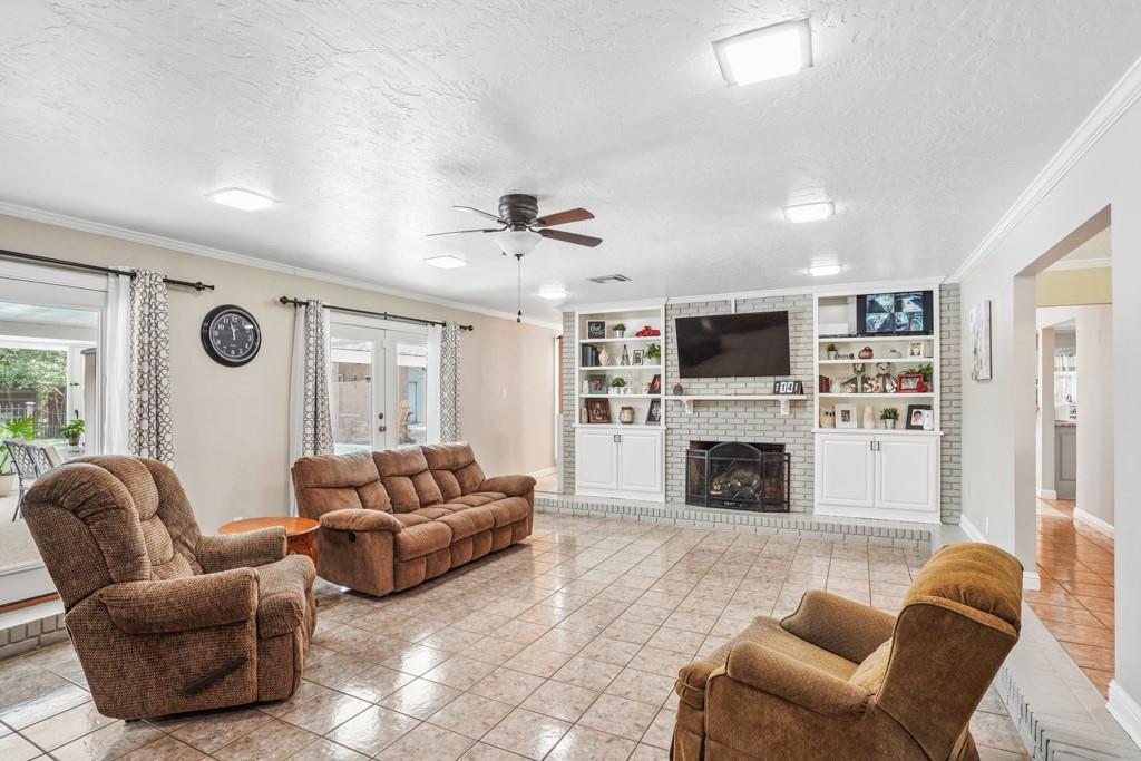1740 GOODYEAR Drive
