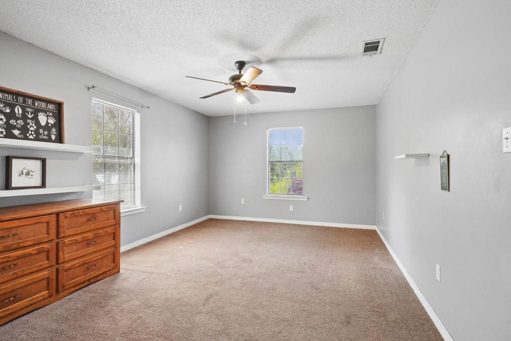 39394 OAKHILL Lane