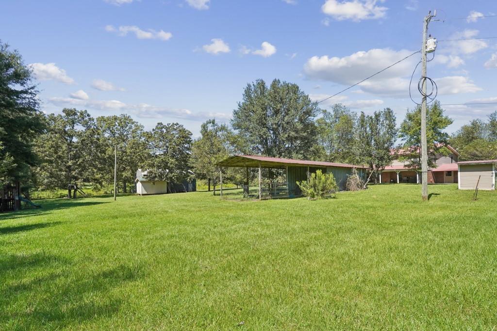 39394 OAKHILL Lane