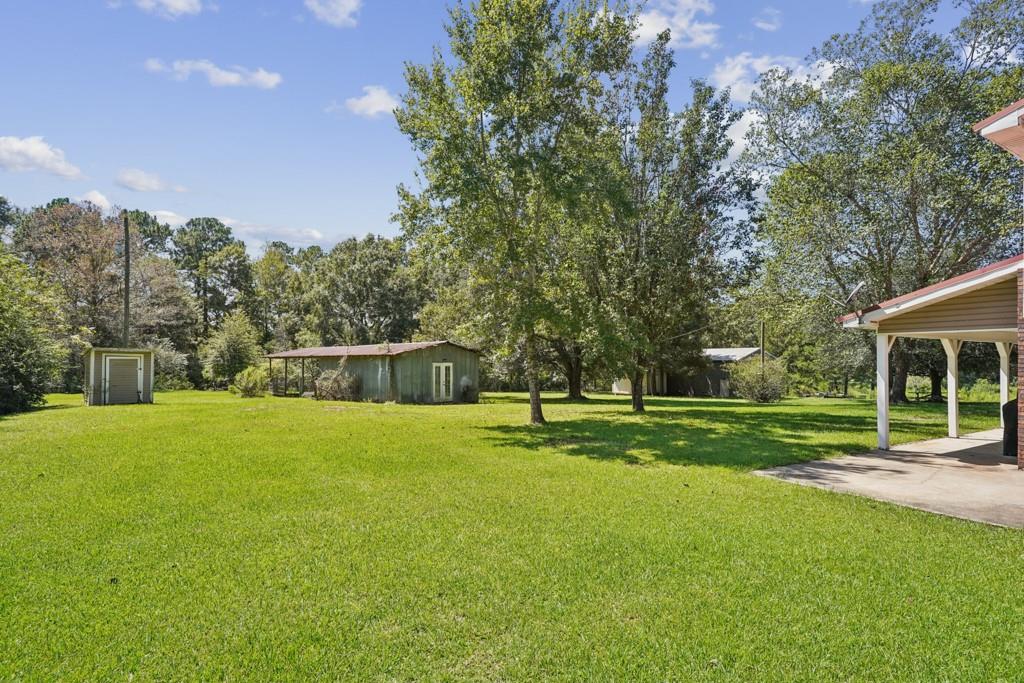 39394 OAKHILL Lane