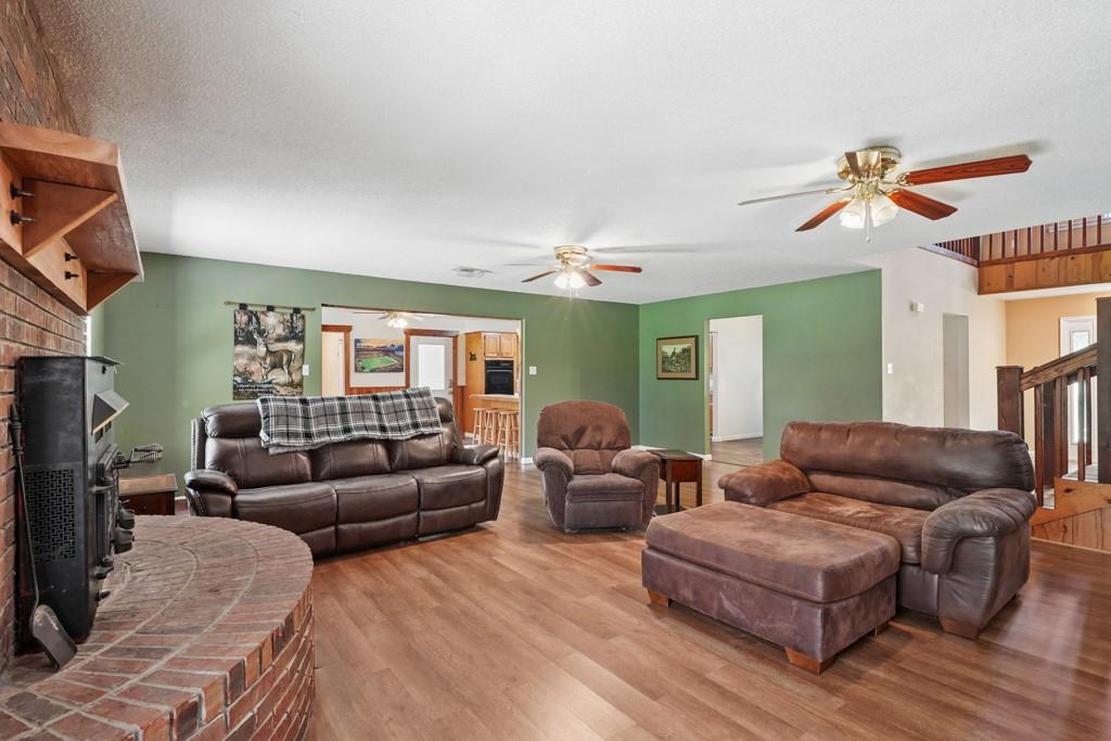 39394 OAKHILL Lane