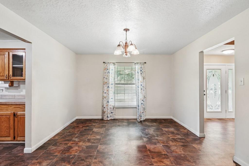 39394 OAKHILL Lane