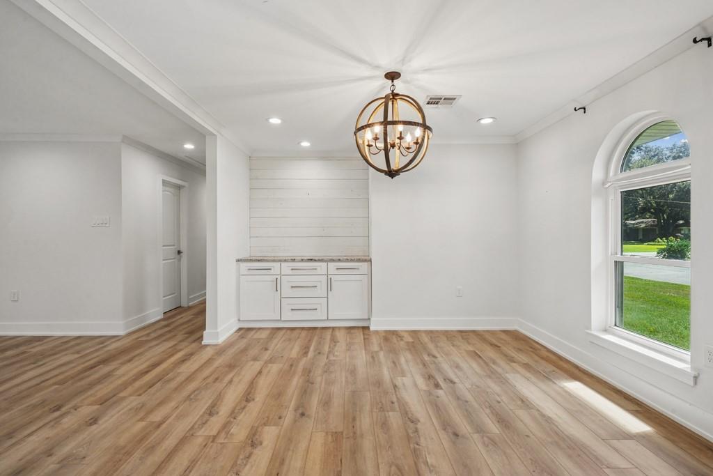 138 CLAUSEN Road