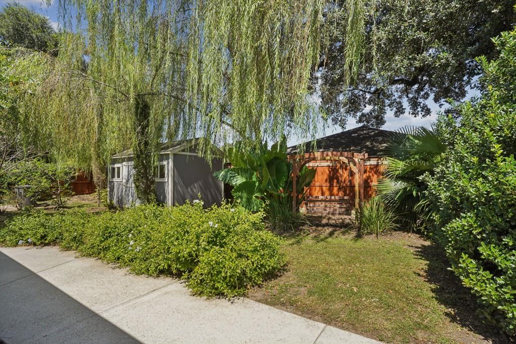 138 CLAUSEN Road