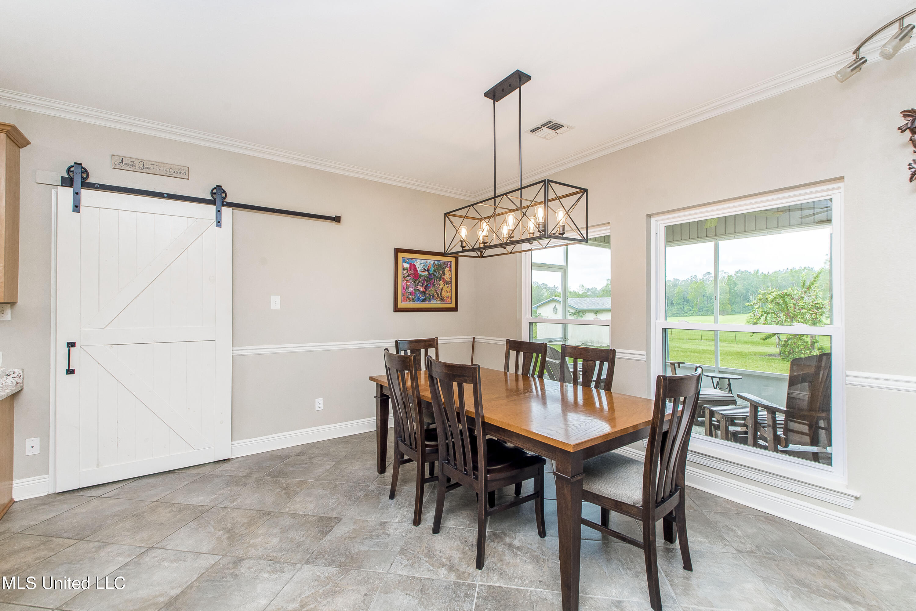 1975 Fords Creek Road