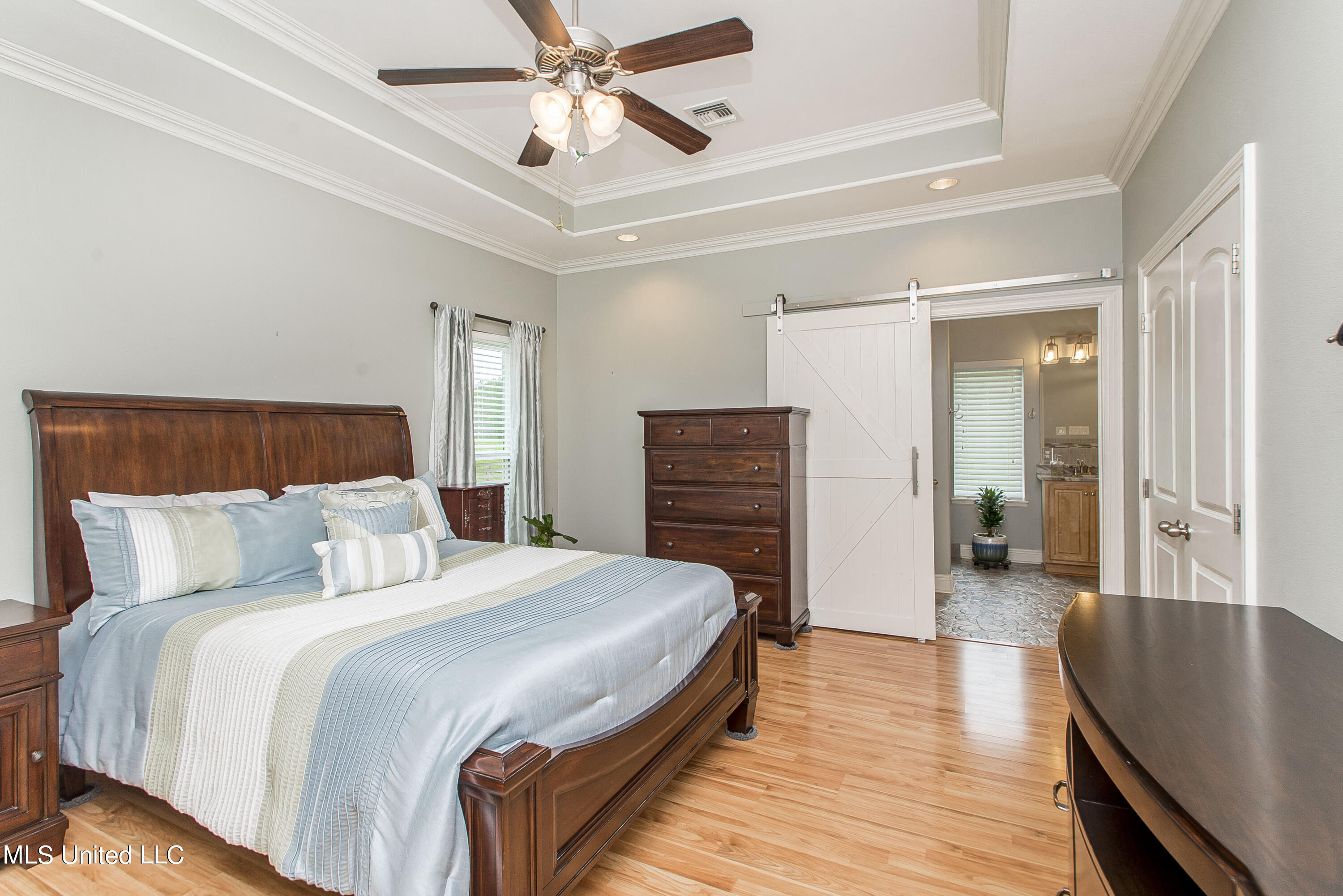 1975 Fords Creek Road