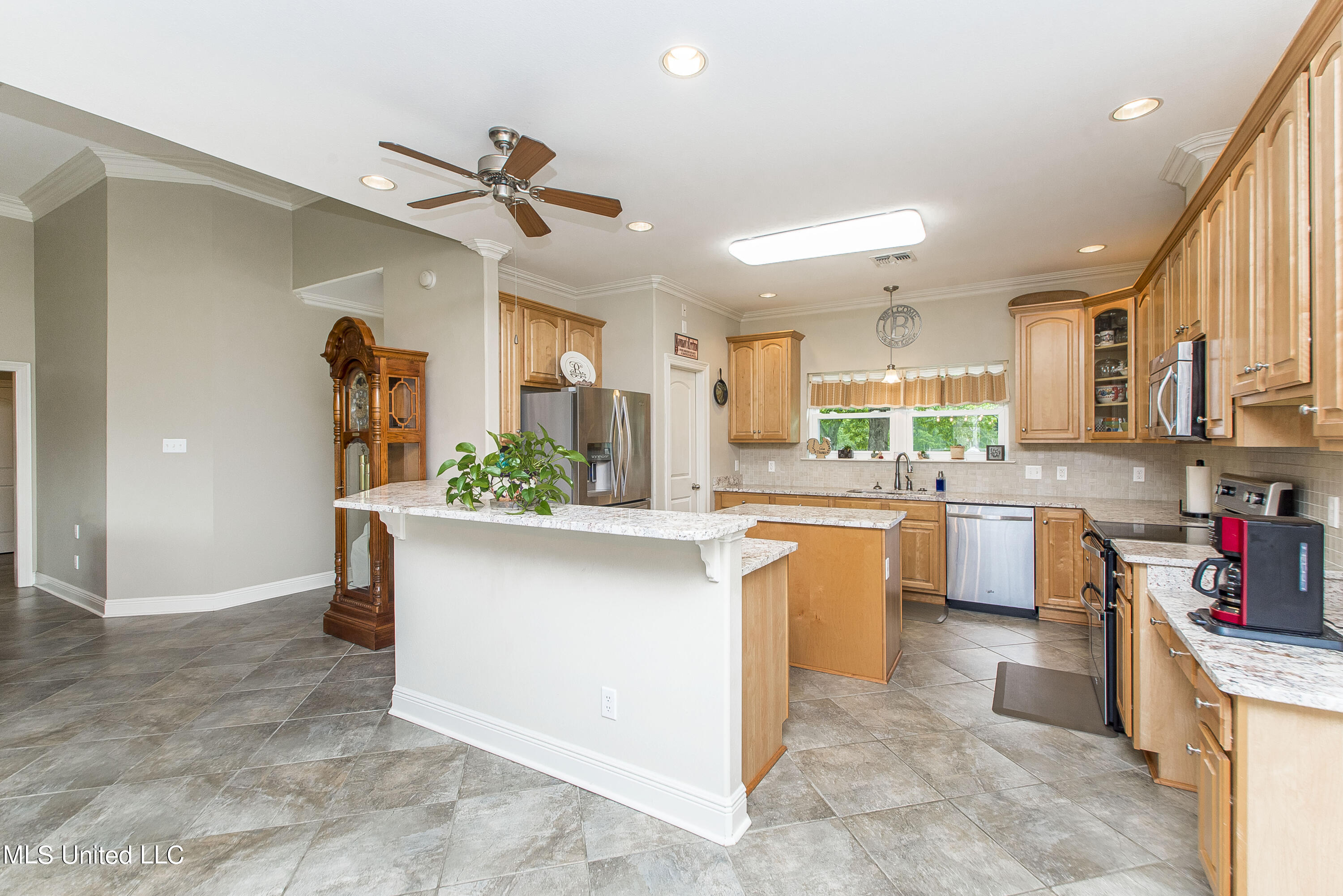 1975 Fords Creek Road