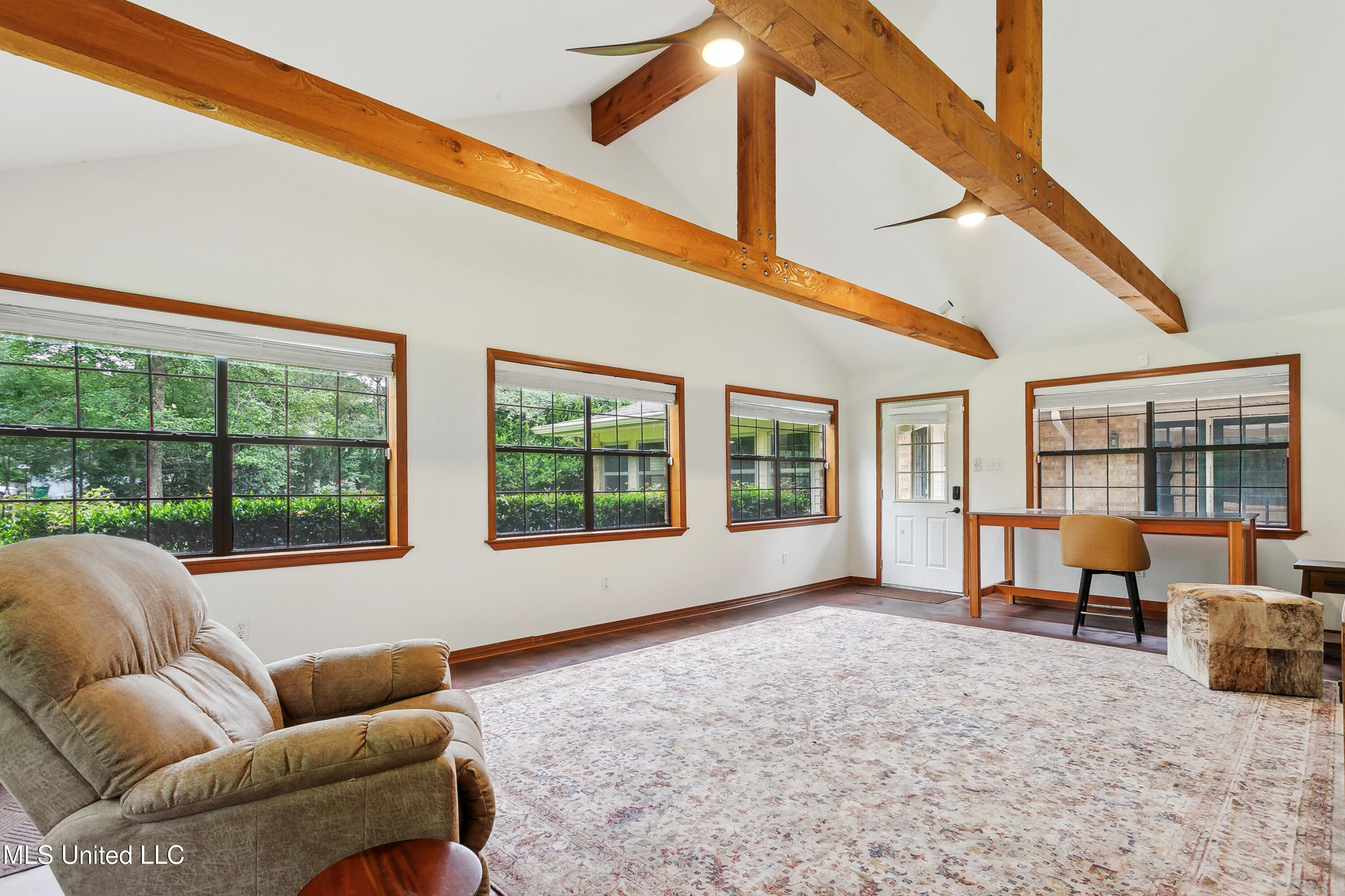 505 Hermitage Court