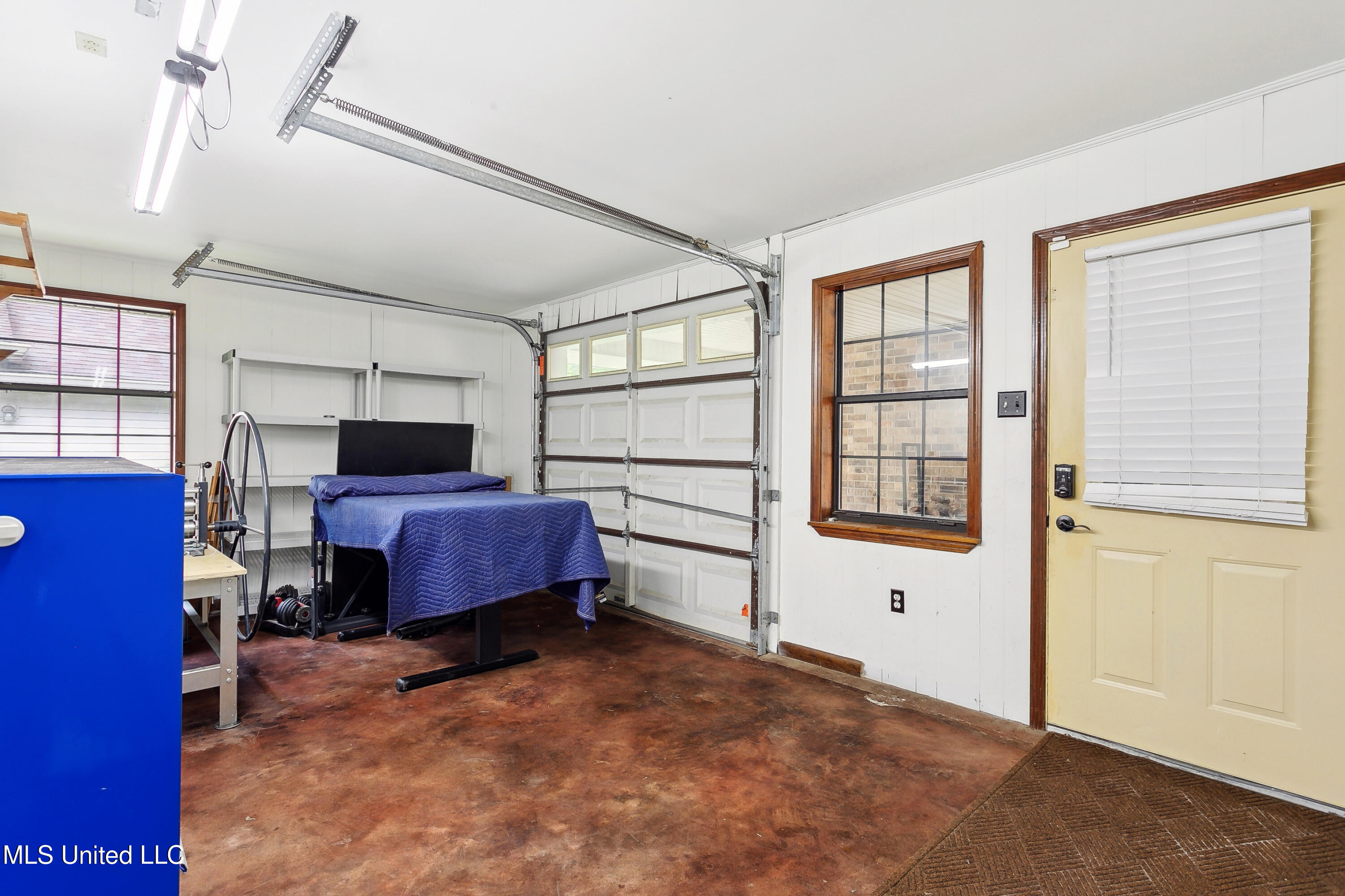 505 Hermitage Court