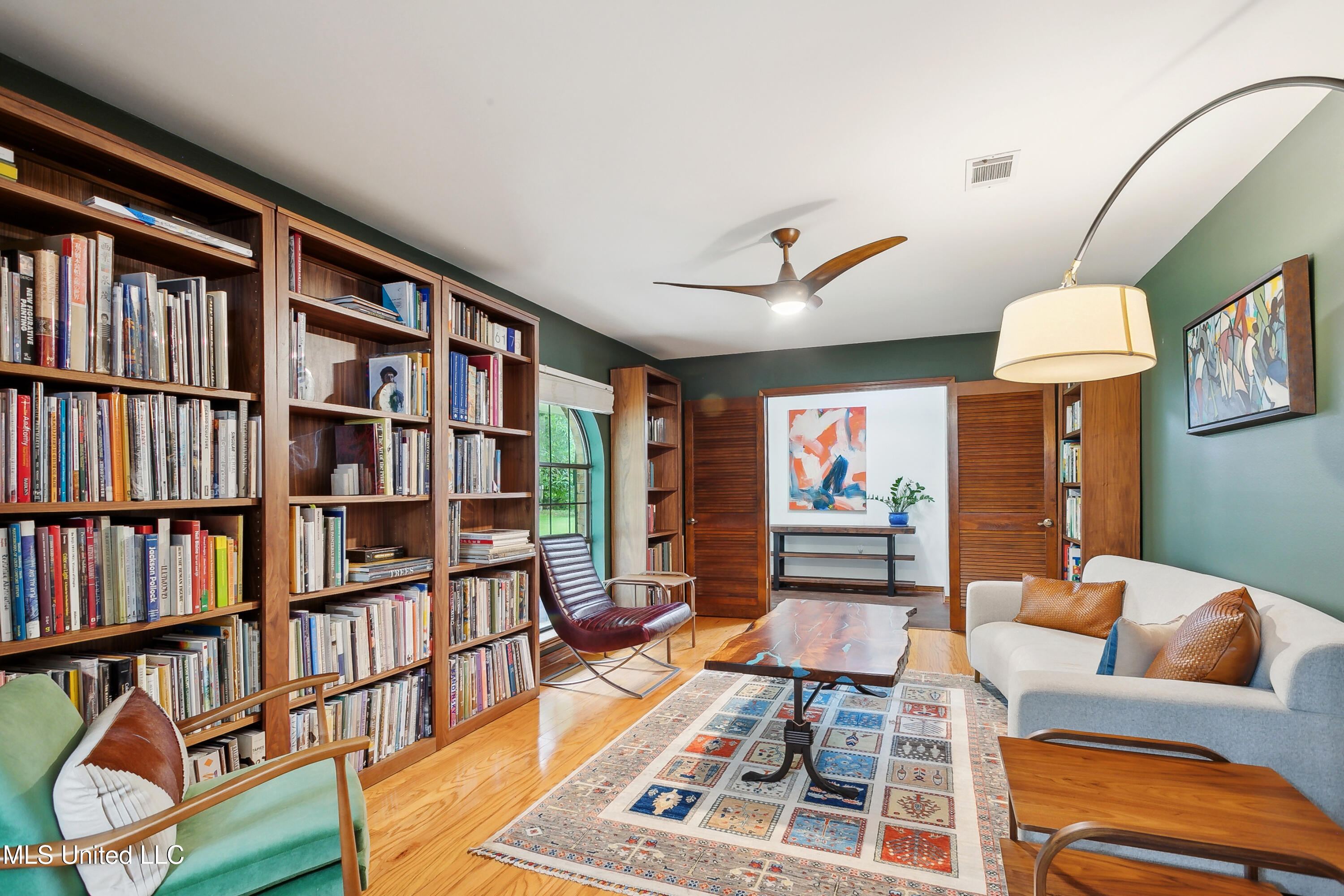 505 Hermitage Court