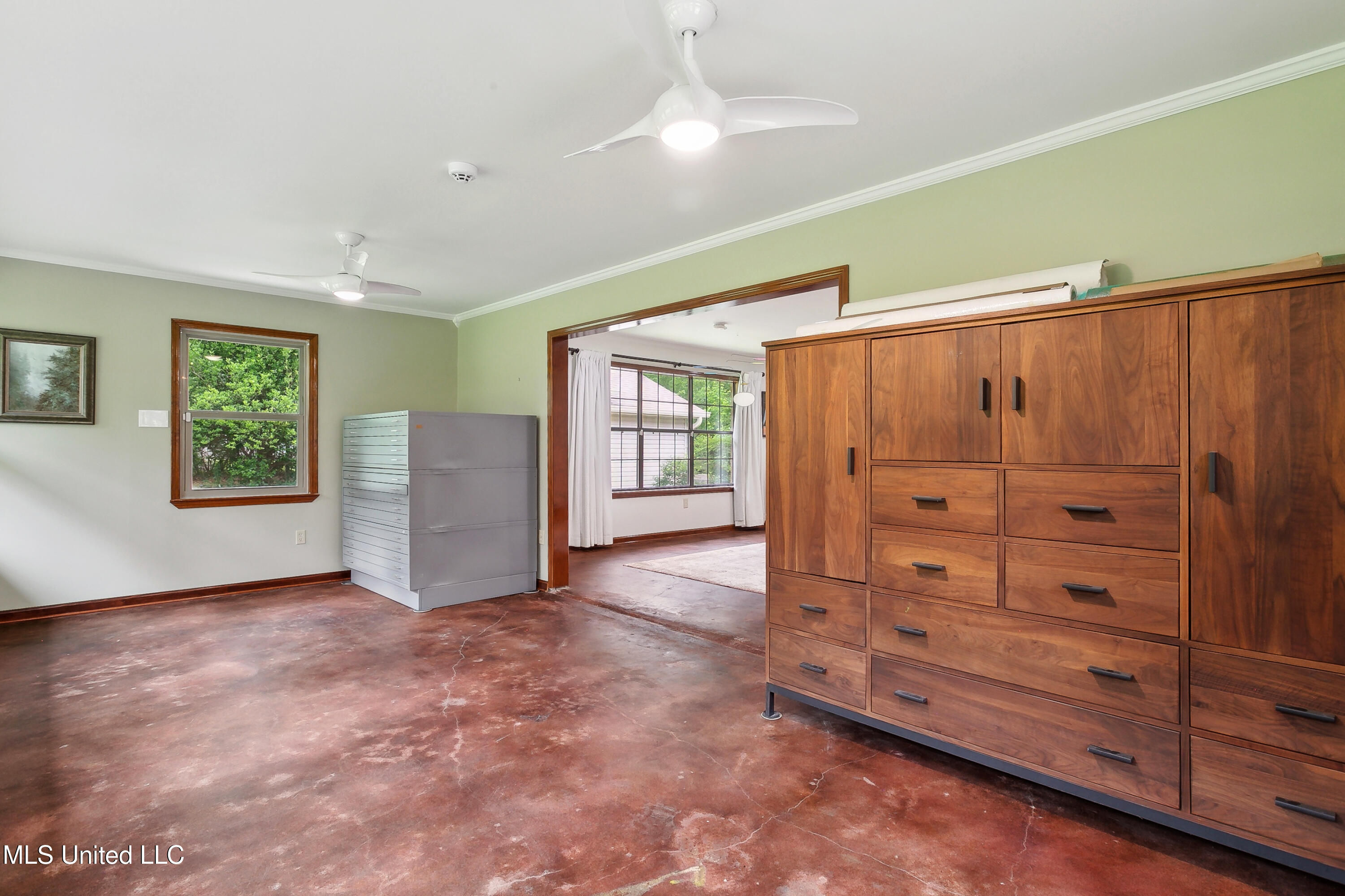 505 Hermitage Court
