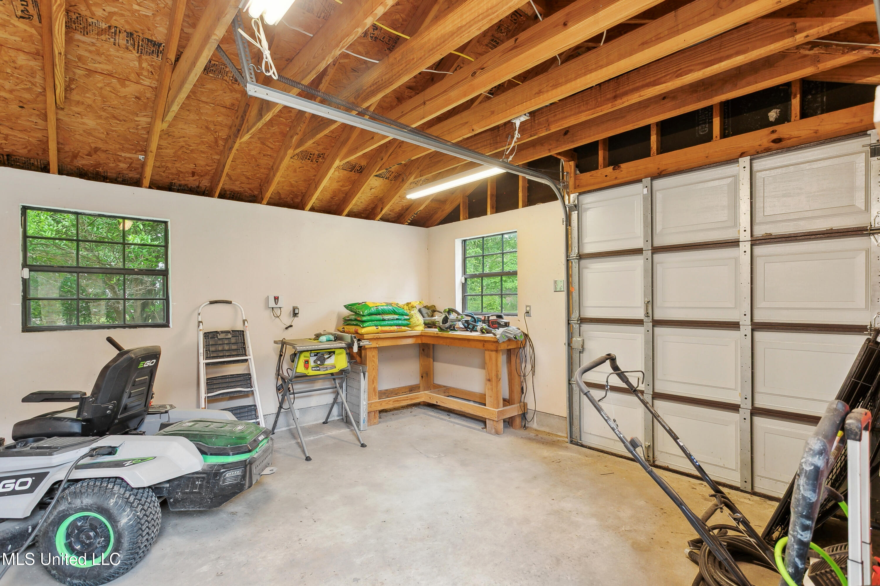 505 Hermitage Court