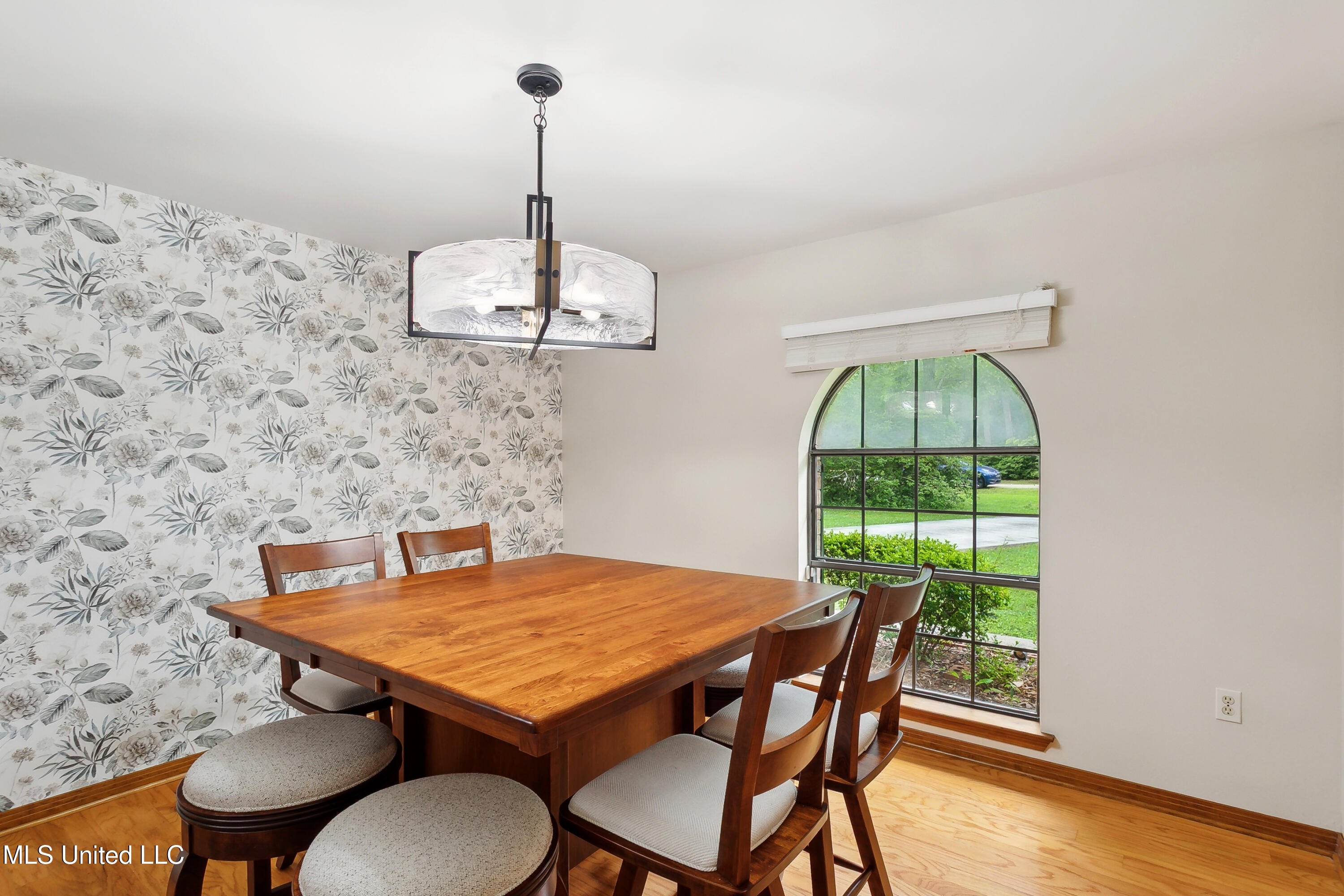 505 Hermitage Court