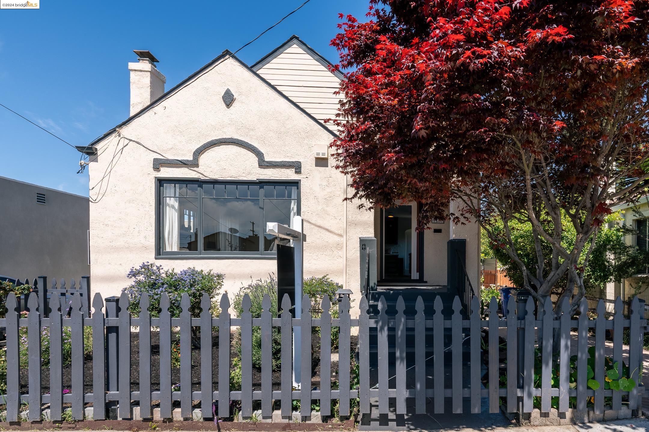 326 W Broadmoor Blvd