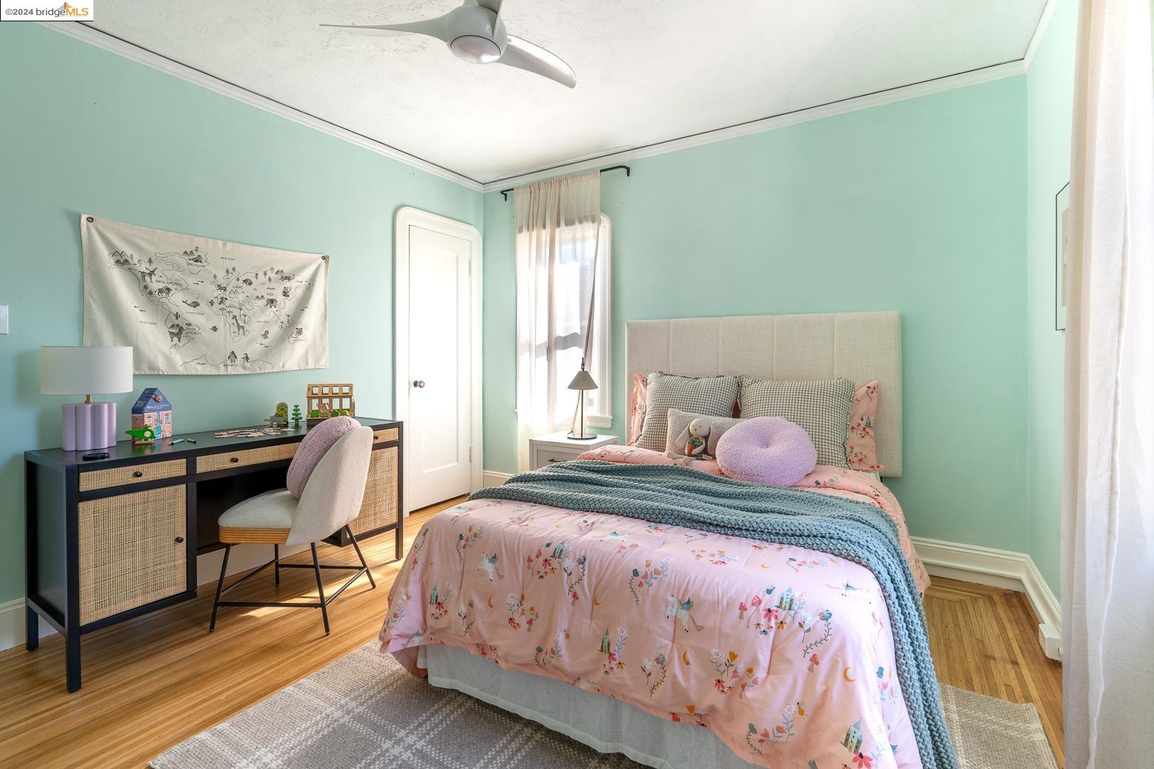 326 W Broadmoor Blvd