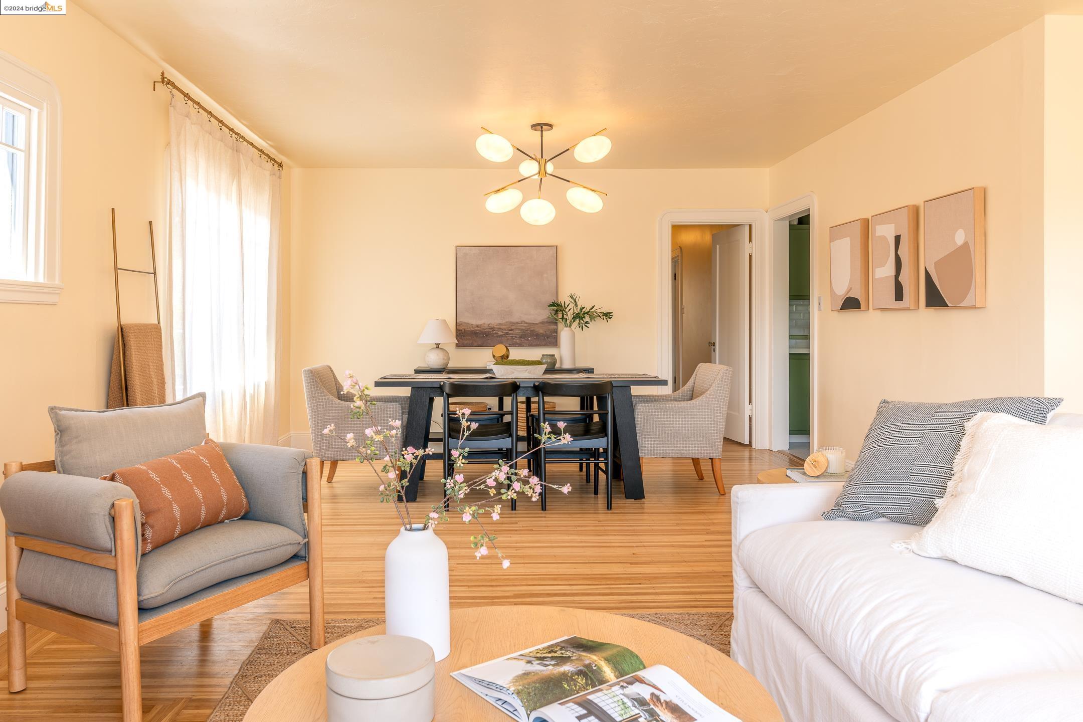 326 W Broadmoor Blvd