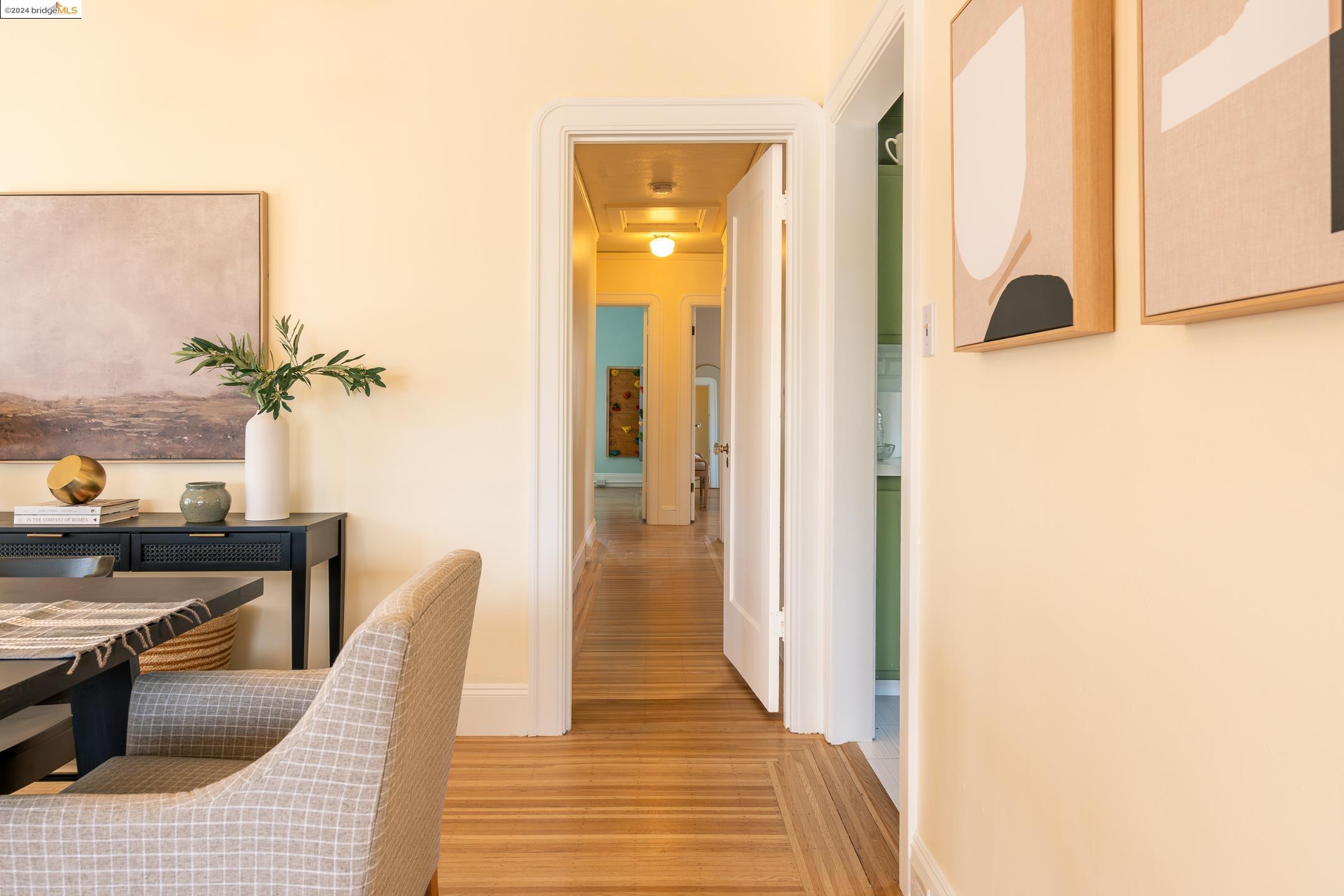 326 W Broadmoor Blvd