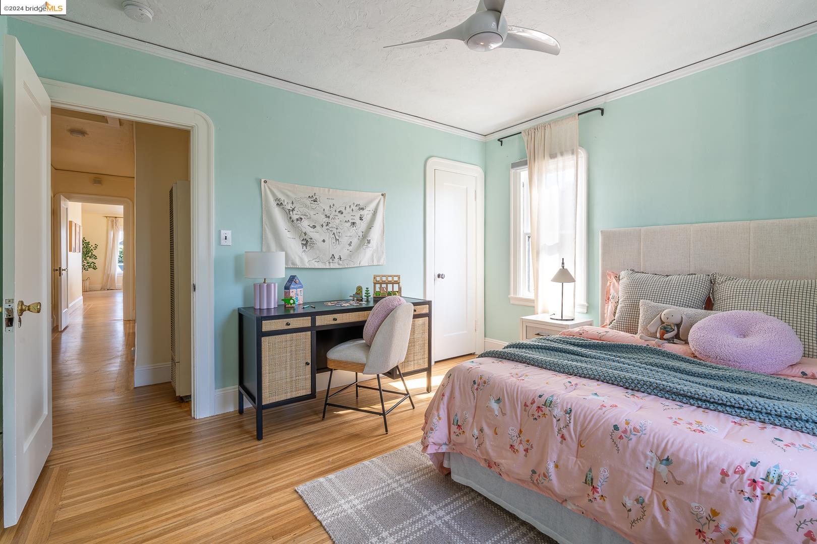 326 W Broadmoor Blvd