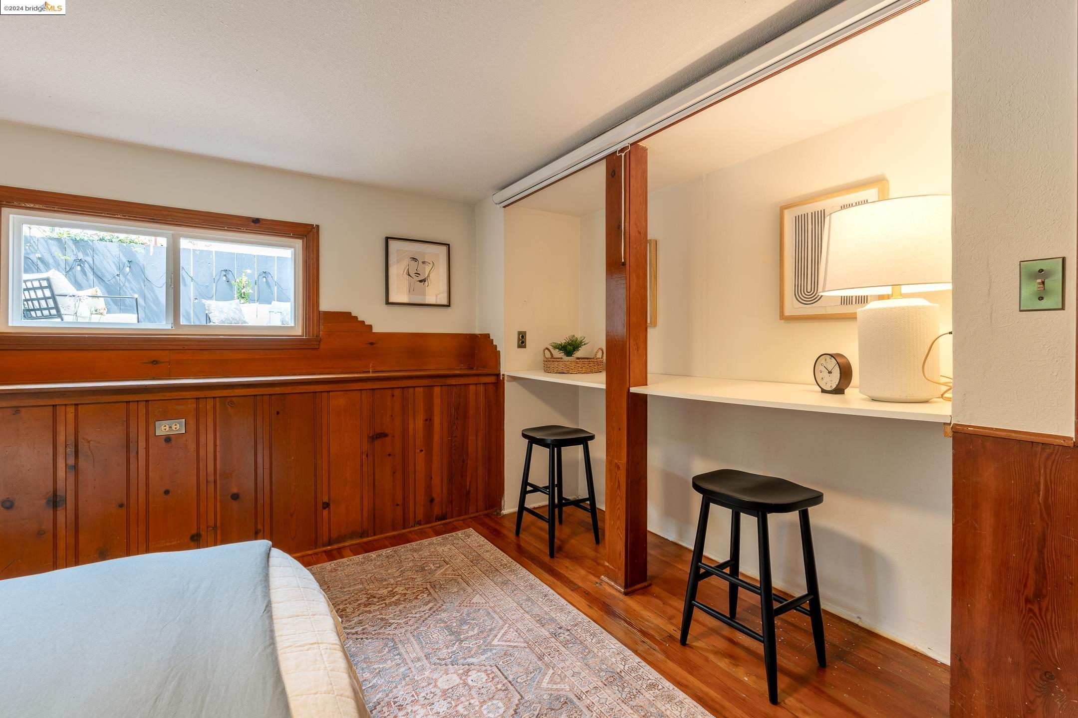 326 W Broadmoor Blvd